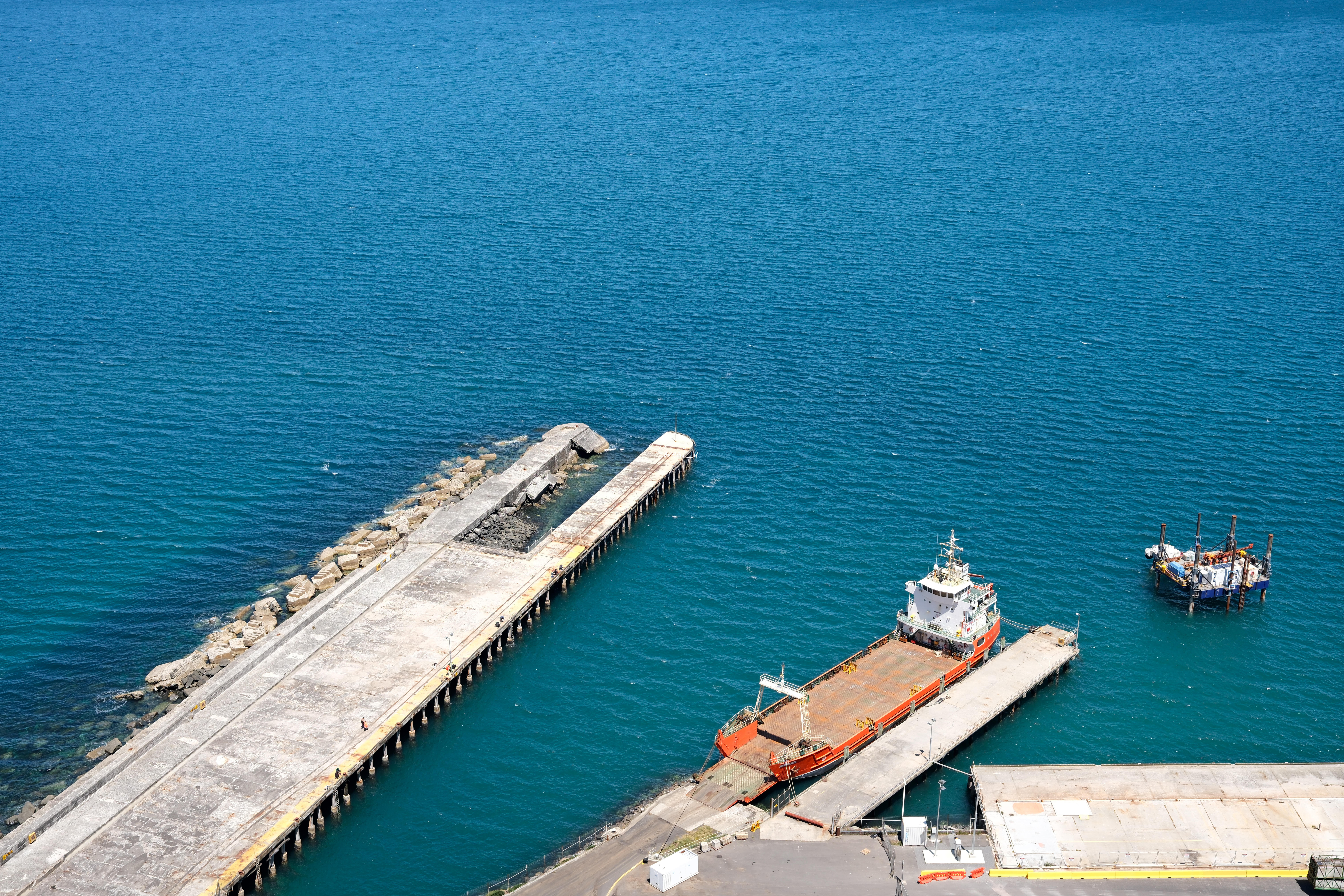 dock_view_on_the_nut